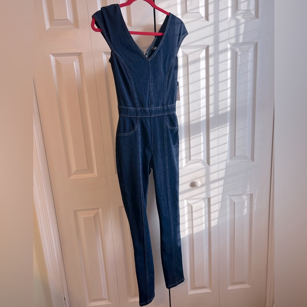 New w/ tags GUESS Vivian Stretch Denim Jumpsuit. Size XS